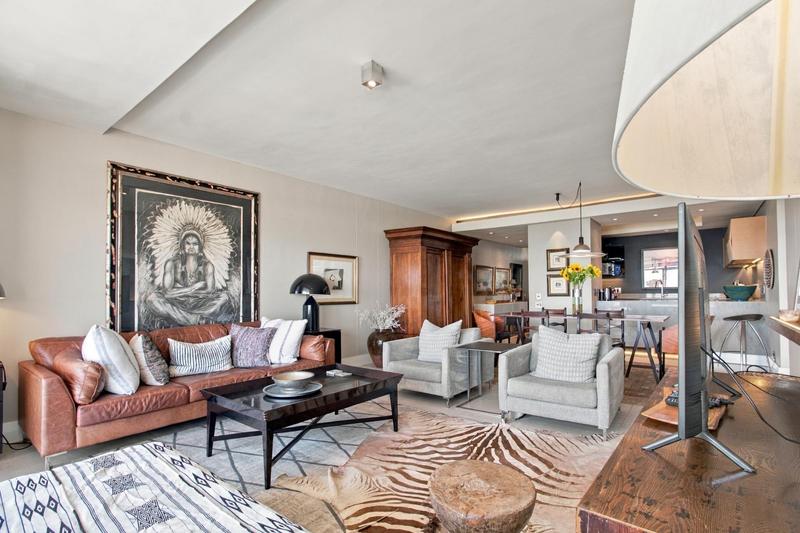 3 Bedroom Property for Sale in Bloubergrant Western Cape